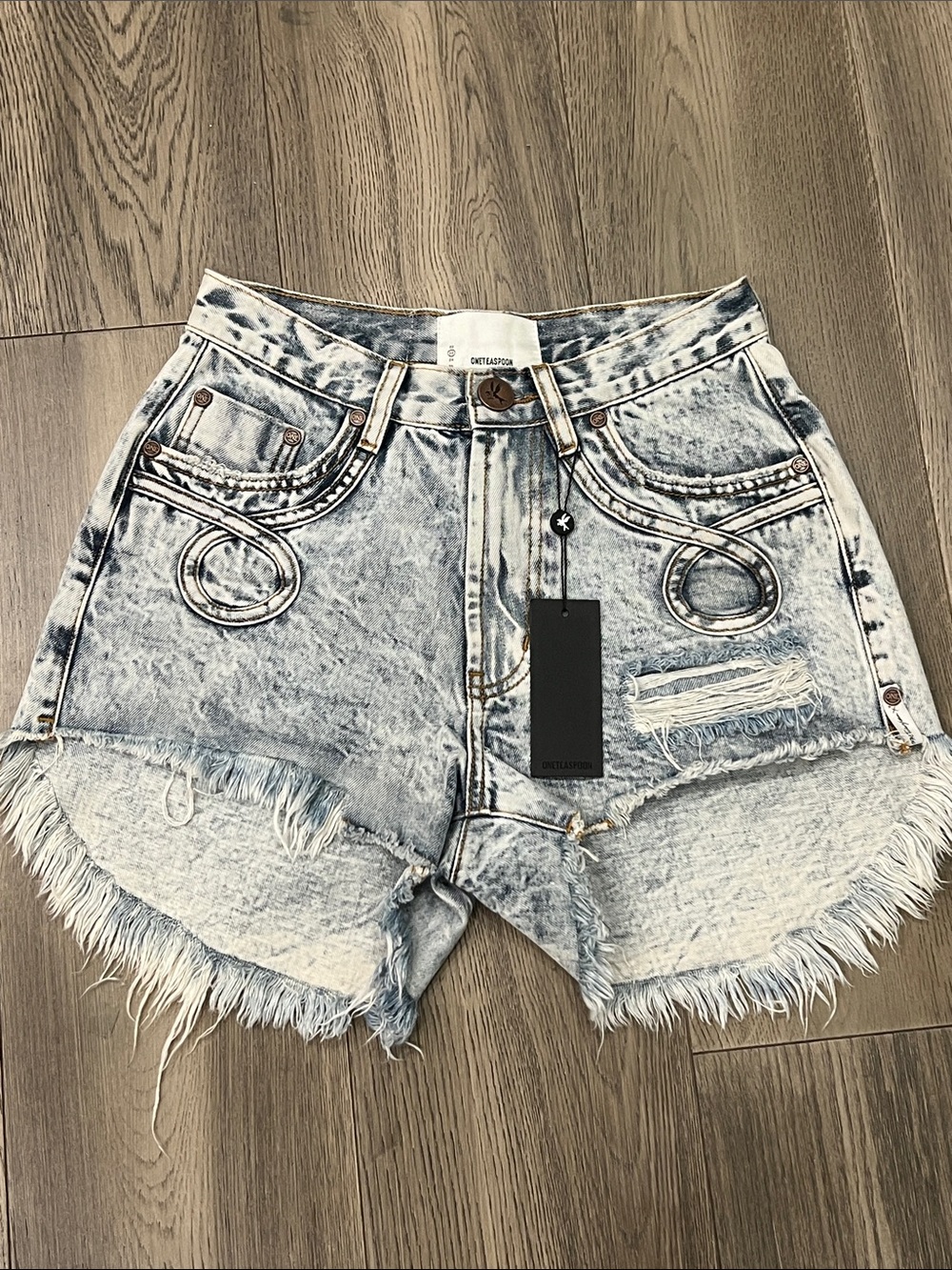 One Teaspoon Acid Wash High-Rise Frayed Denim Shorts - Light Blue